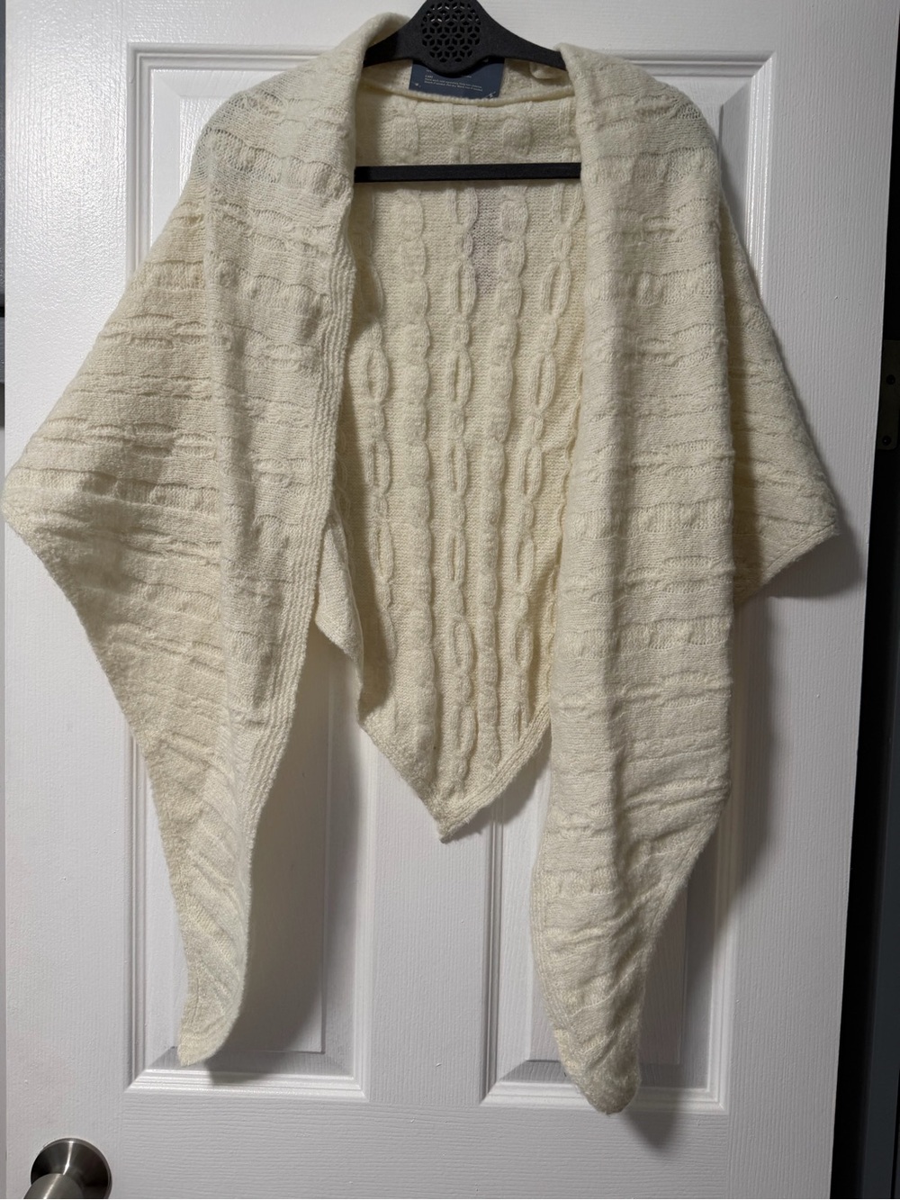 Universal Thread Oversized Cable Knit Scarf Wrap Shawl Cream One Size NWT